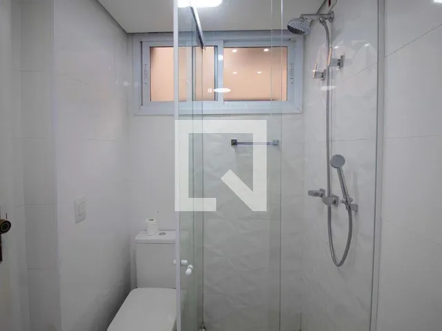 Imagem 15: Este espaçoso apartamento mobiliado está localizado no vibrante bairro de Pinheiros e