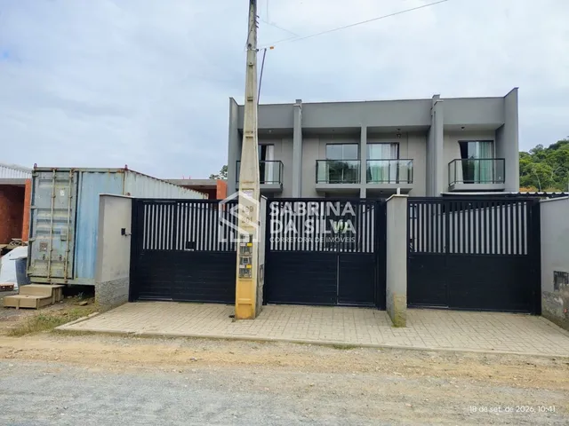 Imagem: Sobrado novo com 2 dormitórios no Badenfurt
