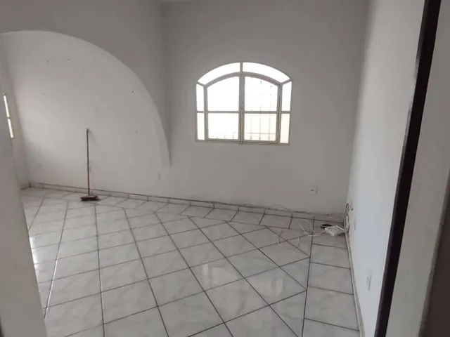 Imagem 8: Casa à venda em Montes Claros, Morrinhos, com 3 quartos, 275m²