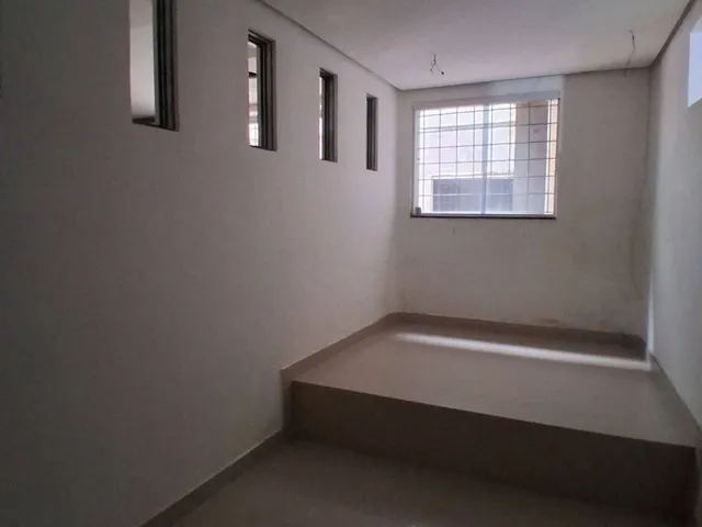 Imagem 15: EXCELENTE PRÉDIO COMERCIAL/RESIDENCIAL À VENDA