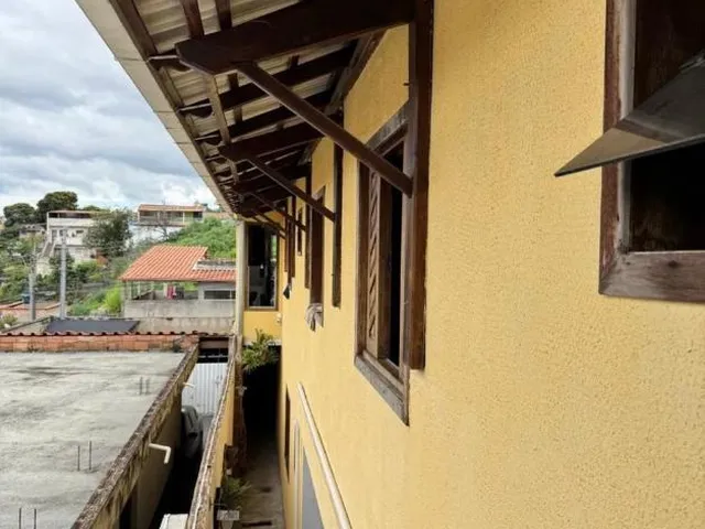 Imagem: BELÍSSIMA CASA À VENDA EM BETIM/ 180 m²