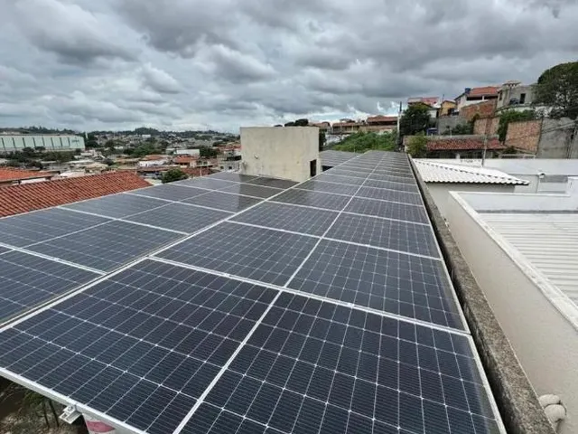 Imagem 3: BELÍSSIMA CASA À VENDA EM BETIM/ 180 m²