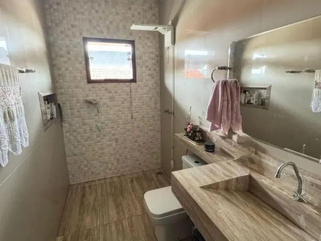 Imagem 11: BELÍSSIMA CASA À VENDA EM BETIM/ 180 m²