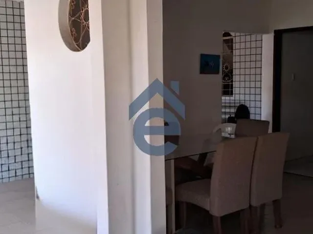 Imagem: Casa na Jatiuca, 4/4, 2 salas, 2 vagas