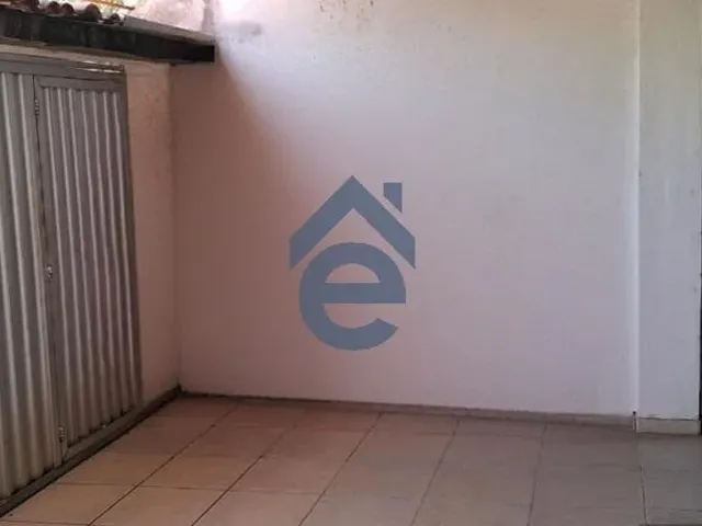 Imagem 3: Casa na Jatiuca, 4/4, 2 salas, 2 vagas, ótimo investimento, prox Maceió Shopping