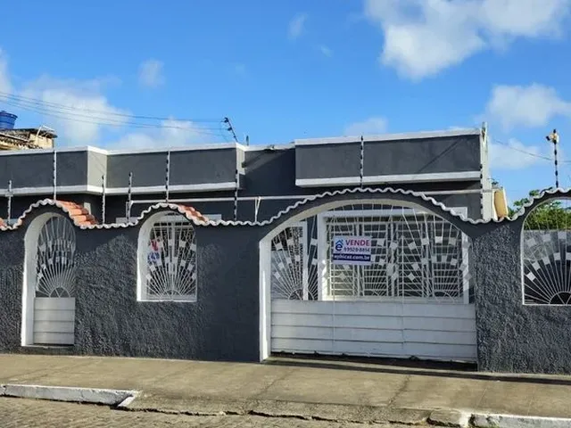 Imagem: Casa à venda de esquina na Ponta Grossa