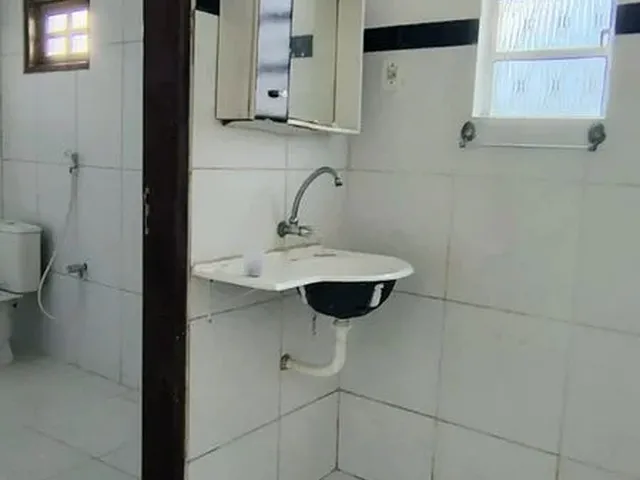 Imagem 15: Casa à venda de esquina na Ponta Grossa, 3/4, sala ampla, garagem e DCE, 323m2