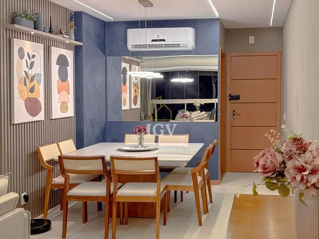 Imagem: O apartamento possui 4 Dormitórios, 1 Suíte, 3 Banheiros,