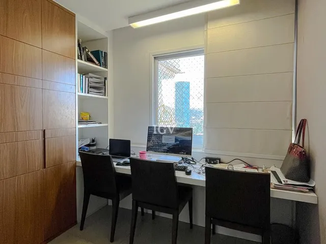 Imagem 2: Apartamento à Venda em Bento Ferreira