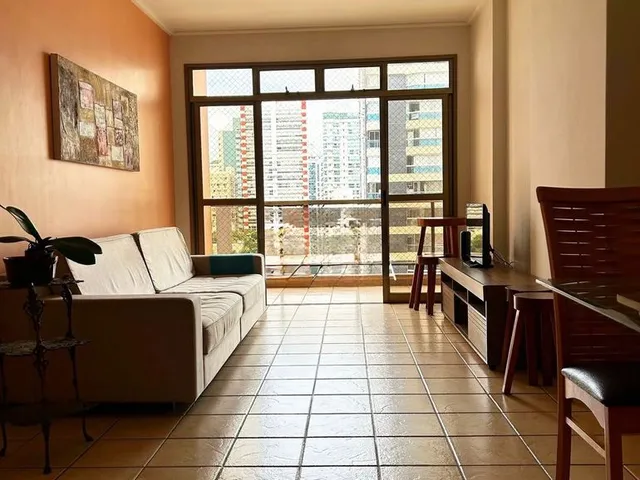 Imagem: À VENDA