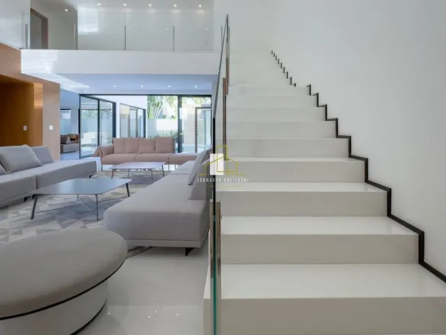 Imagem 2: Casa 4 Suites à Venda em Alphaville Jacuhy, Serra - ES