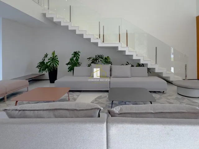 Imagem 3: Casa 4 Suites à Venda em Alphaville Jacuhy, Serra - ES
