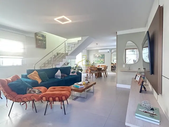 Imagem 2: Casa à Venda em Jardim Camburí, Vitória - ES