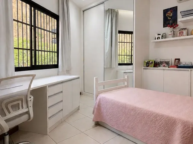 Imagem 6: CASA DE ESQUINA | 3 QUARTOS COM SUÍTE