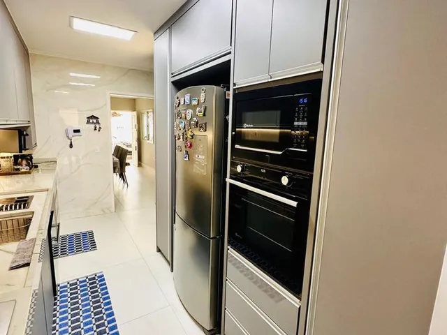 Imagem 10: Casa Triplex à Venda em Jardim Camburi - 270m2 300m da Praia de Camburi