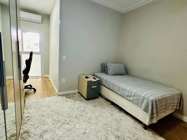Imagem 8: Casa Triplex à Venda em Jardim Camburi - 270m2 300m da Praia de Camburi