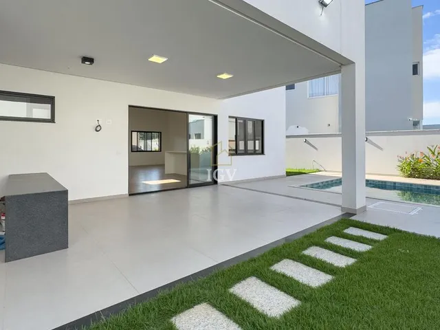 Imagem 2: Casa Linear com 3 Suítes à Venda – Alphaville Jacuhy