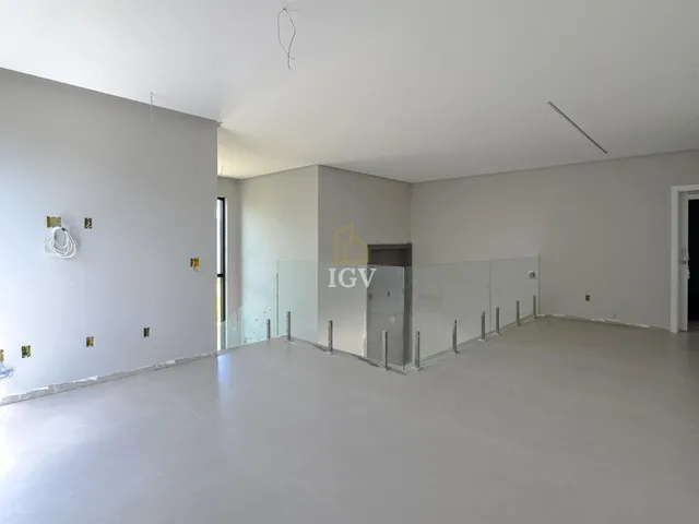 Imagem 16: Casa Duplex à Venda no Alphaville Jacuhy