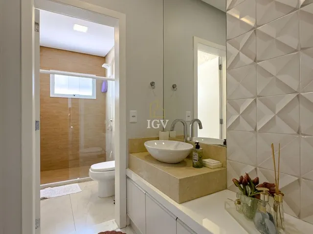 Imagem 2: Casa Duplex 5 quartos à Venda no Alphaville Jacuhy