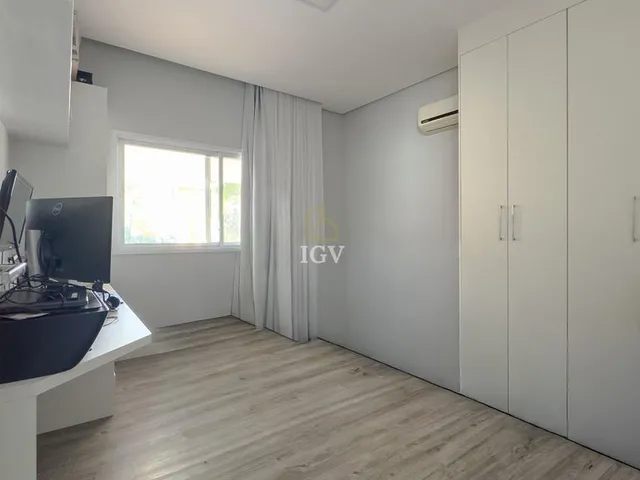 Imagem 3: Casa Duplex 5 quartos à Venda no Alphaville Jacuhy