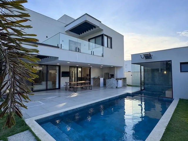 Imagem: Casa de Alto Padrão 4 quartos à Venda