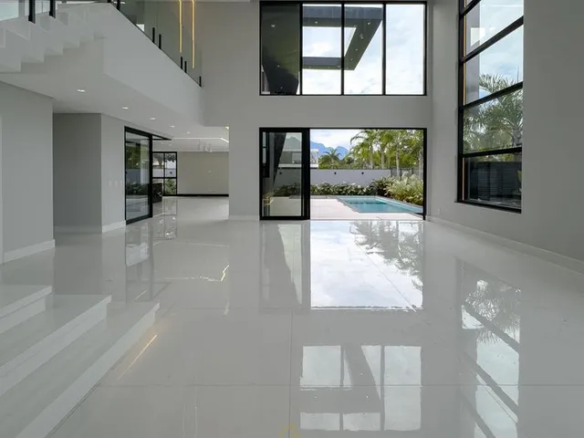 Imagem 4: Casa Duplex de Alto Padrão com 4 Quartos no Alphaville Jacuhy, Serra/ES