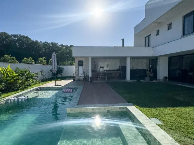Imagem 7: Casa Duplex de Alto Padrão | 5 Quartos | 4 Suítes