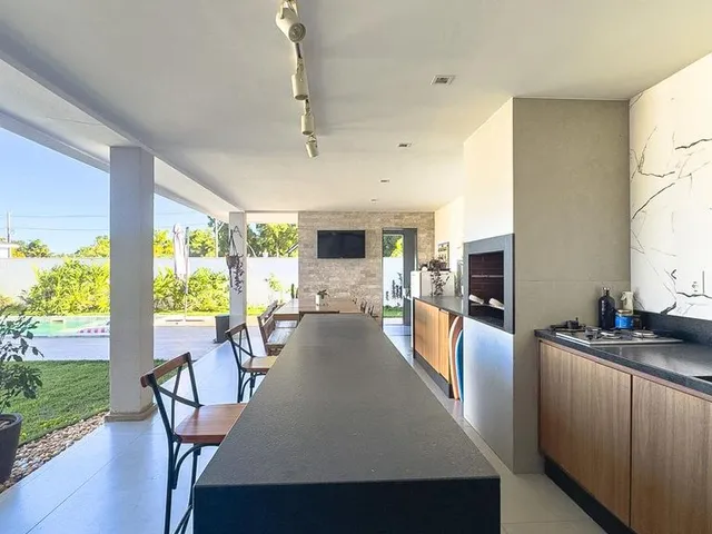 Imagem 2: Casa Duplex de Alto Padrão | 5 Quartos | 4 Suítes