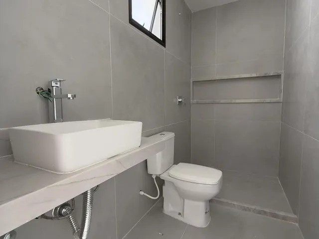 Imagem 3: Casa Linear de Alto Padrão 4 quartos 3 suítes – no Arquipélago de Manguinhos