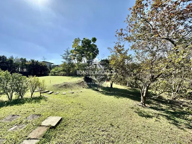 Imagem 6: Casa de Alto Padrão em Condomínio na Granja Viana II, Cotia-SP - 4 quartos, 1 suíte, 3