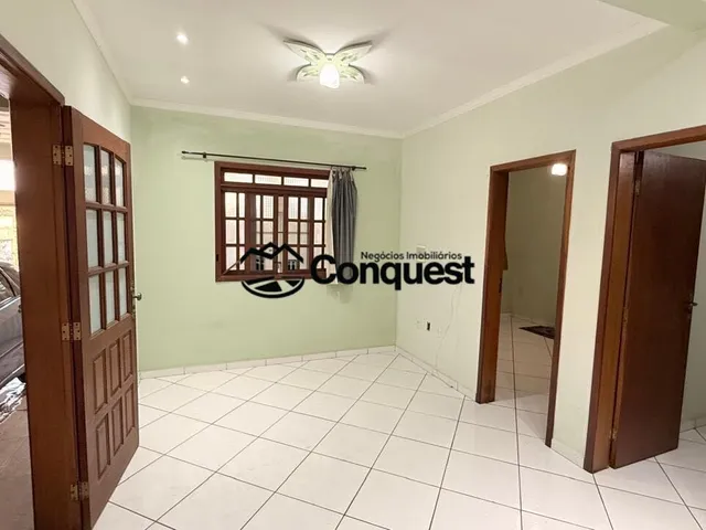 Imagem: Vendo Casa 5 quartos sendo 1 suíte, 3 pavimentos