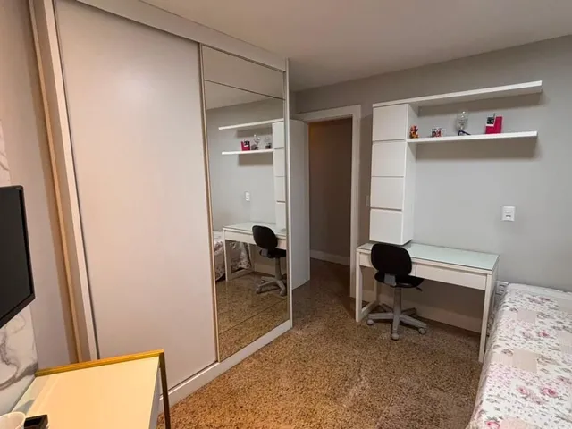 Imagem 3: Apartamento de 3 quartos, vista para o mar, andar alto, porteira fechada na Praia de