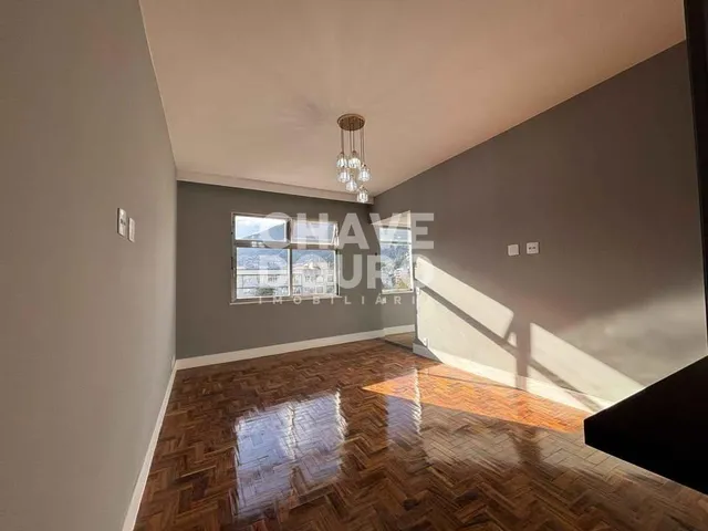 Imagem 9: Apartamento reformado de 2 quartos junto a faculdade UNIFESO