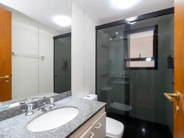 Imagem 10: Apartamento para Venda em Pinheiros com 3 Quartos, Sendo 3 Suítes, 159M²