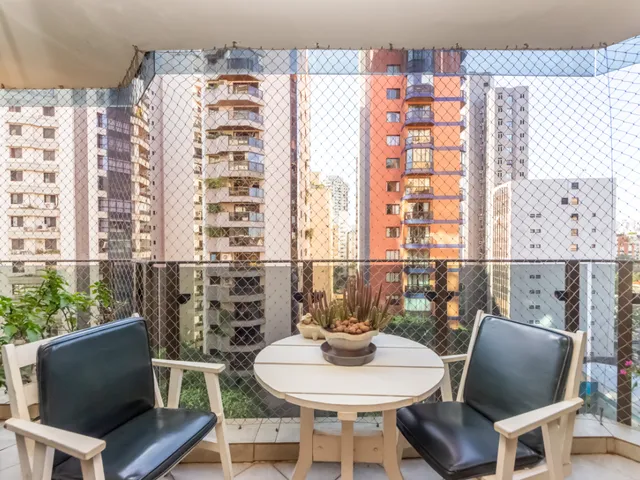Imagem 7: Apartamento para Venda em Itaim Bibi com 2 Quartos, Sendo 2 Suítes, 163M²