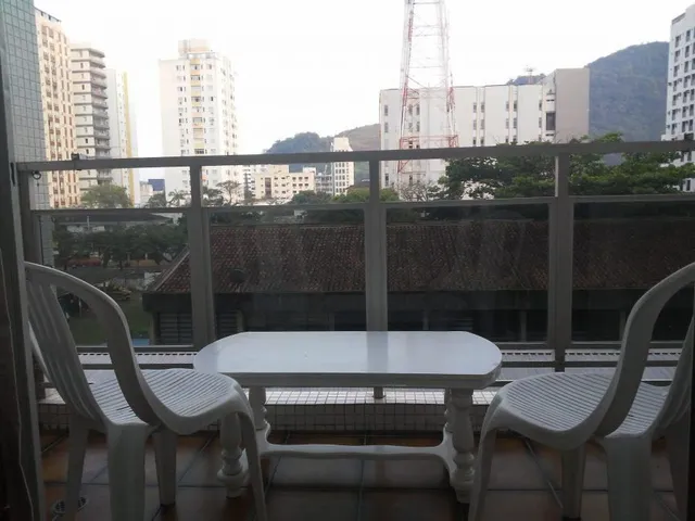 Imagem: O apartamento possui 3 Dormitórios, 1 Suíte, 2 Banheiros,