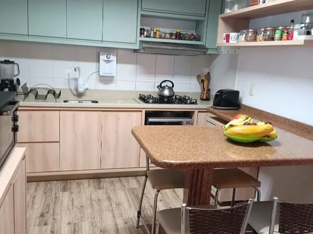 Imagem 3: Apartamento mobiliado com 3 quartos à venda em Jaraguá Esquerdo