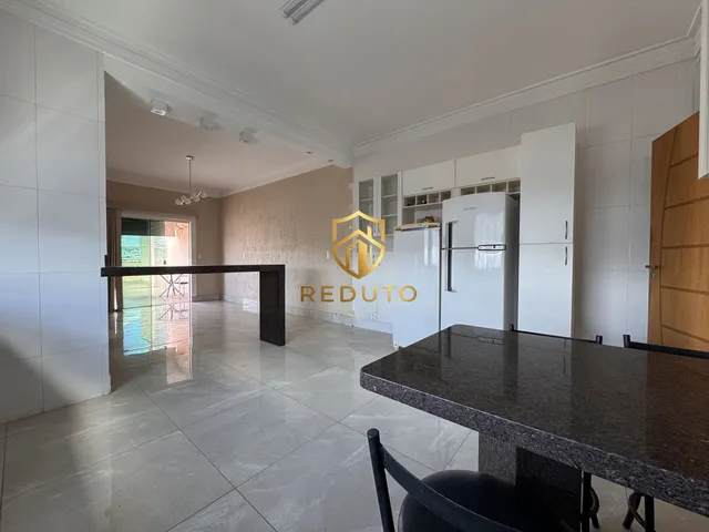 Imagem 2: Apartamento à venda no bairro Centro - Patos de Minas/MG
