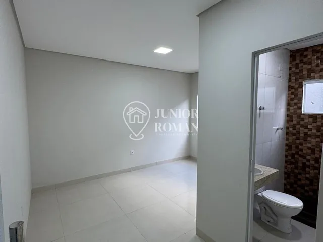 Imagem 2: CASA 2 QUARTOS, SENDO 1 SUÍTE, COM GARAGEM – CIDADE NOVA