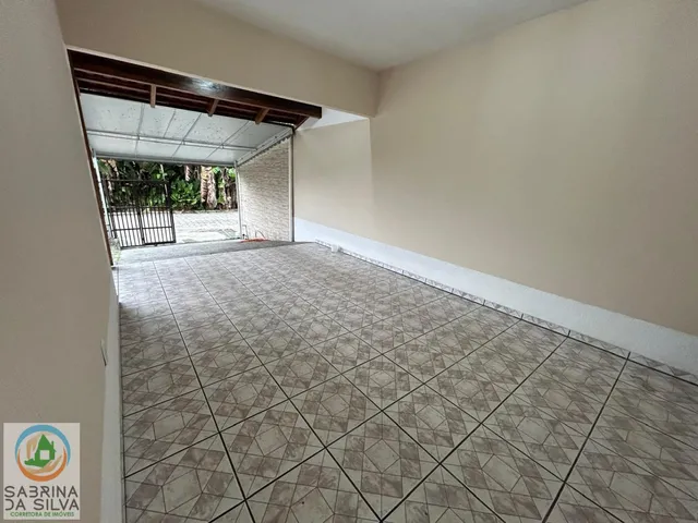 Imagem 5: Casa ampla com 3 dormitórios sendo 1 suite