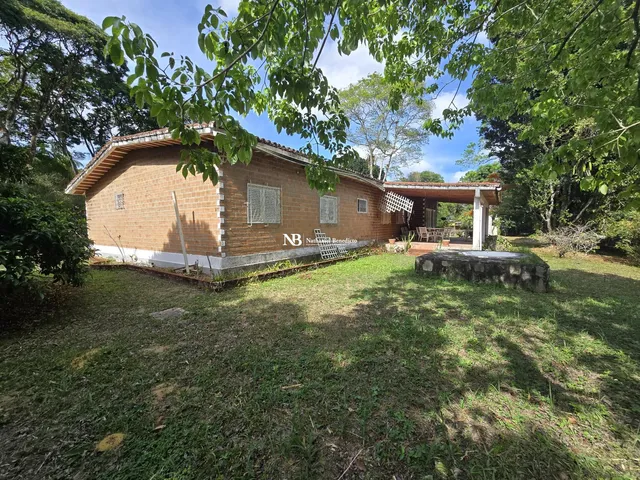 Imagem 3: Casa com 3 Quartos À Venda em Aldeia