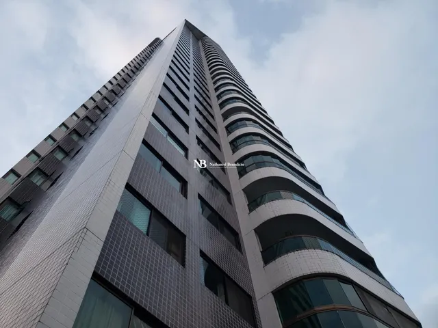 Imagem 2: Apartamento à Venda no Edf. Alameda dos Pinheiros, em Boa Viagem