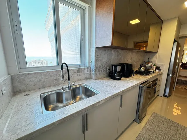 Imagem 4: Apartamento de 03 suítes com vista mar no Centro de Balneário Camboriú