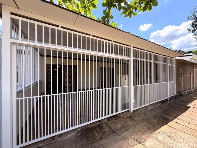 Imagem 6: P style="line-height: 1.4;">CASA TÉRREA NA HIGS 713 – 3 QUARTOS, SUÍTE, JARDIM DE
