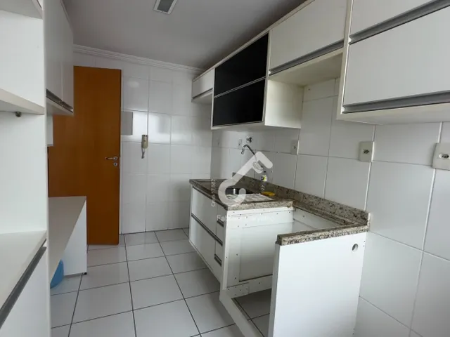 Imagem 5: JARDIM AEROPORTO, Lauro de Freitas. Apartamento (andar alto) com 3 quartos sendo 2
