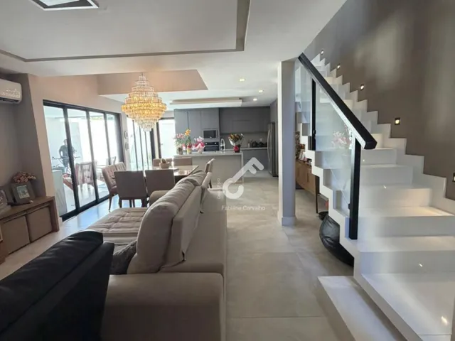 Imagem 7: ESTRADA DO COCO, Abrantes. Duplex com 3 suítes sendo à master com hidro e closet