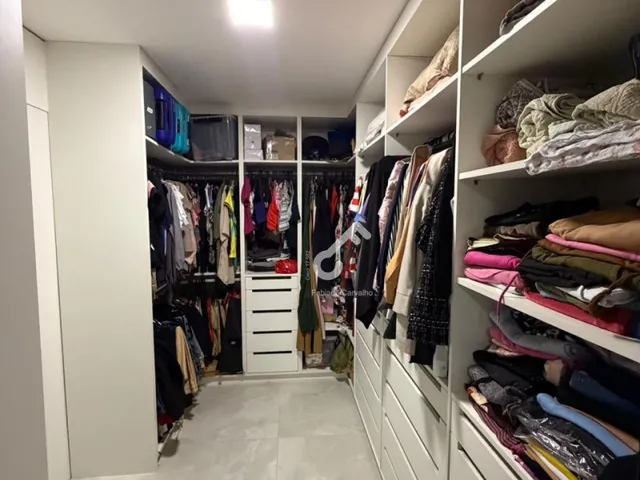 Imagem 11: ESTRADA DO COCO, Abrantes. Duplex com 3 suítes sendo à master com hidro e closet