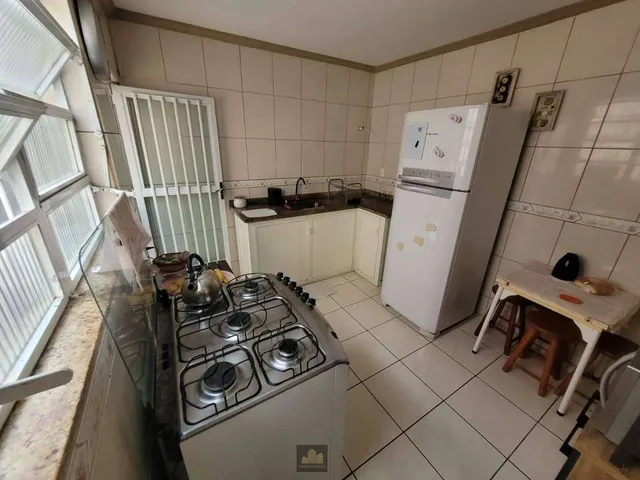 Imagem 13: Casa À Venda em Niterói, Piratininga, com 5 Quartos, 218M²