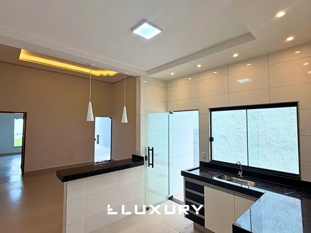 Imagem 5: Casa com 3 quartos e varanda gourmet no Solar Monte Cristo em Senador Canedo