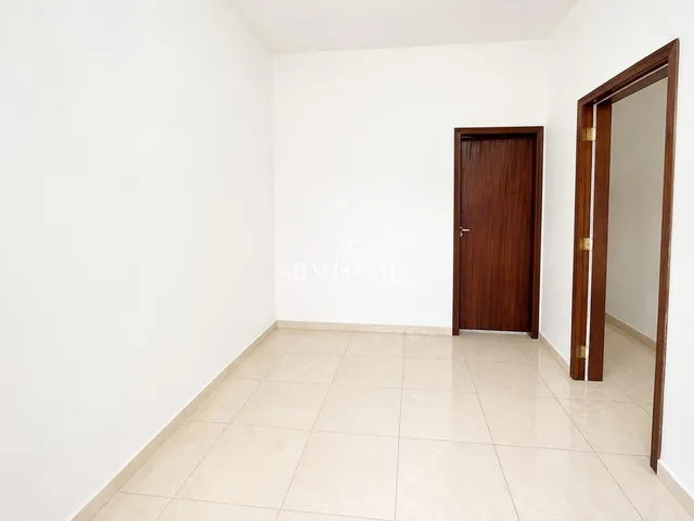 Imagem 16: Sobrado com 2 Suítes Kitnet Independente em Meio à Natureza